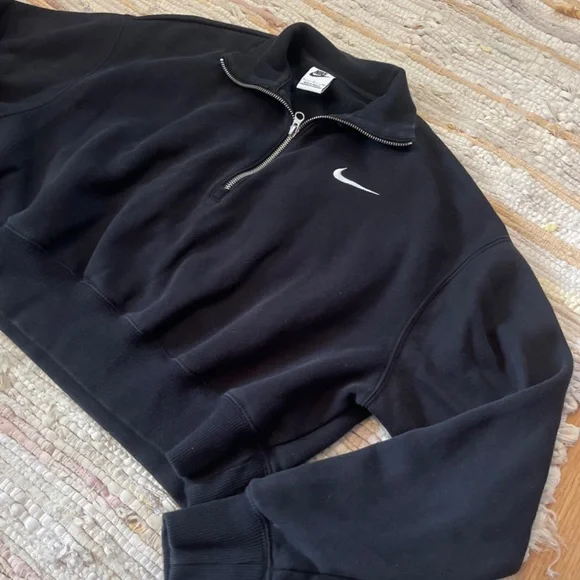 Women’s Nike Sportswear Phoenix Fleece Black Half Zip Cropped Pullover - Picture 4 of 8